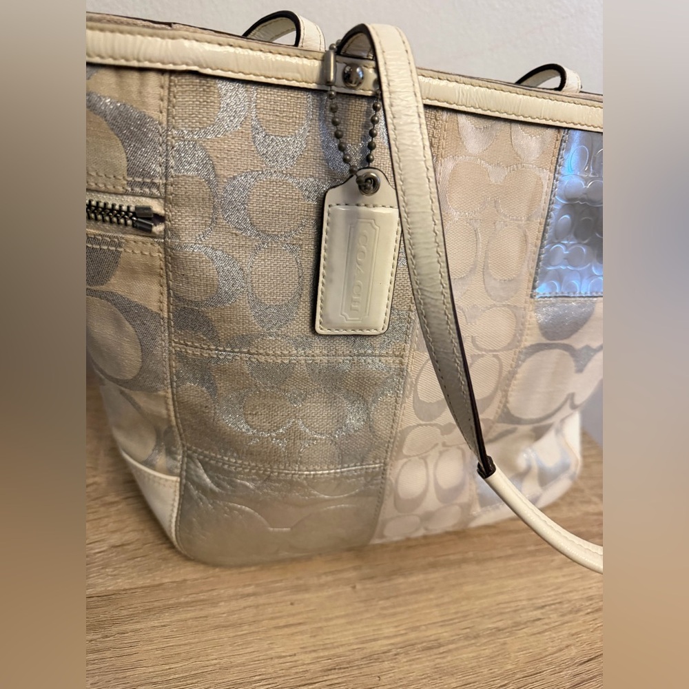 Coach Patchwork White and Silver Rare Tote bag - Picture 8 of 15